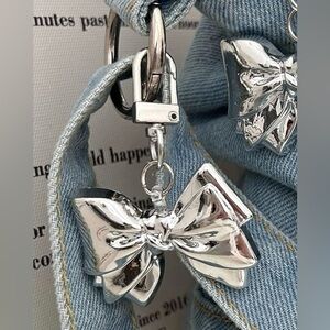 🎀NEW Silver Bow Bag Charm/ Keychain